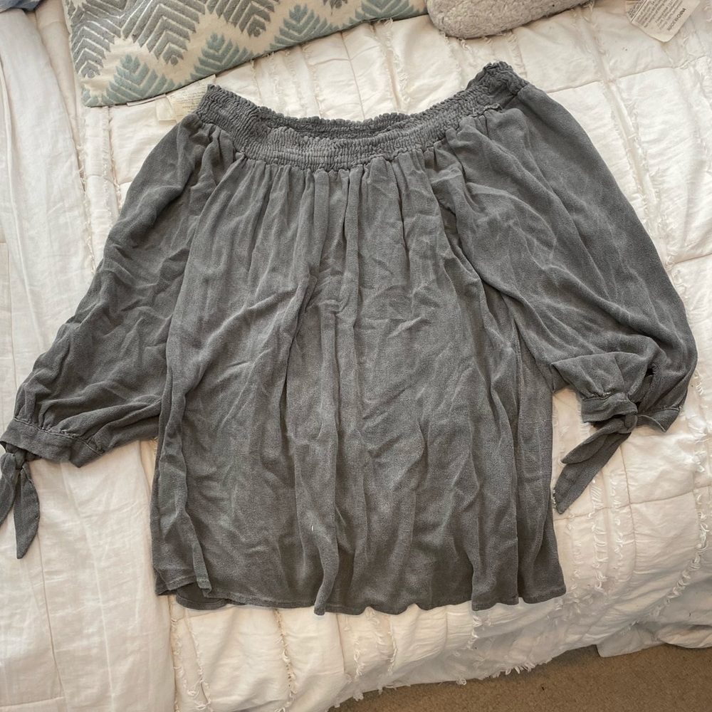 off the shoulder 3/4 length blouse